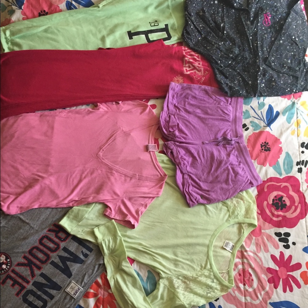 Victoria’s Secret Pink bundle